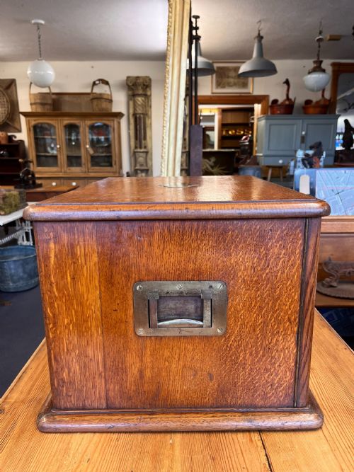 VICTORIAN OAK CUTLERY CANTEEN EMPTY - ADDITIONAL PHOTO 8