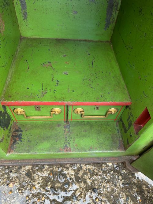 VICTORIAN SAFE WITH KEY - ADDITIONAL PHOTO 5