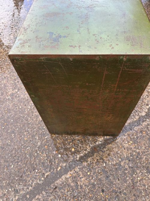 VICTORIAN SAFE WITH KEY - ADDITIONAL PHOTO 10