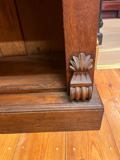 A PAIR OF VICTORIAN OAK BOOKCASES WITH ADJUSTABLE SHELVES - ADDITIONAL PHOTO 12