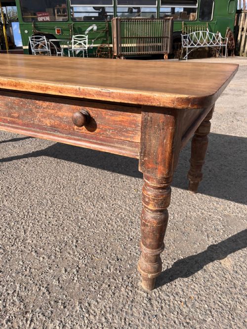 VICTORIAN PINE FARMHOUSE KITCHEN TABLE - ADDITIONAL PHOTO 2