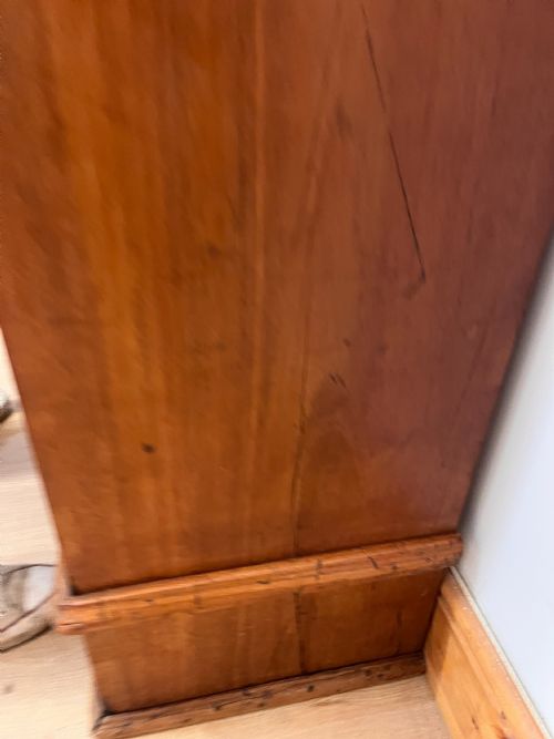 CIRCA 1900 LARGE TEAK SHELVED CUPBOARD WITH SLIDING DOORS - ADDITIONAL PHOTO 11