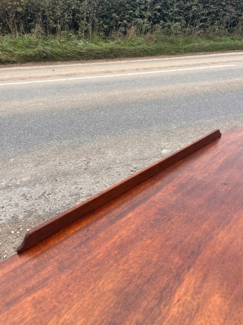 VICTORIAN MAHOGANY WRITING DESK - ADDITIONAL PHOTO 4