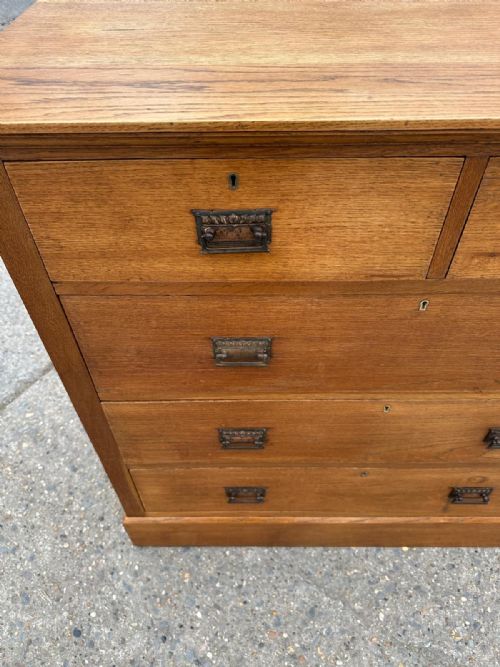 EDWARDIAN 1910 OAK 2 OVER 3 CHEST OF DRAWERS - ADDITIONAL PHOTO 9
