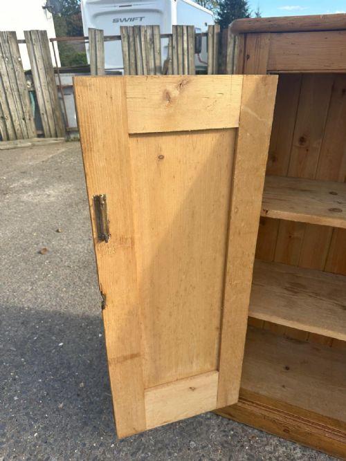 VICTORIAN PINE 4 DOOR OLD SCHOOL CUPBOARD - ADDITIONAL PHOTO 2