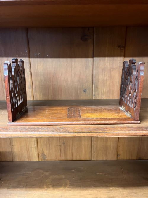A PAIR OF VICTORIAN GOTHIC MAHOGANY SLIDING BOOKENDS - ADDITIONAL PHOTO 10