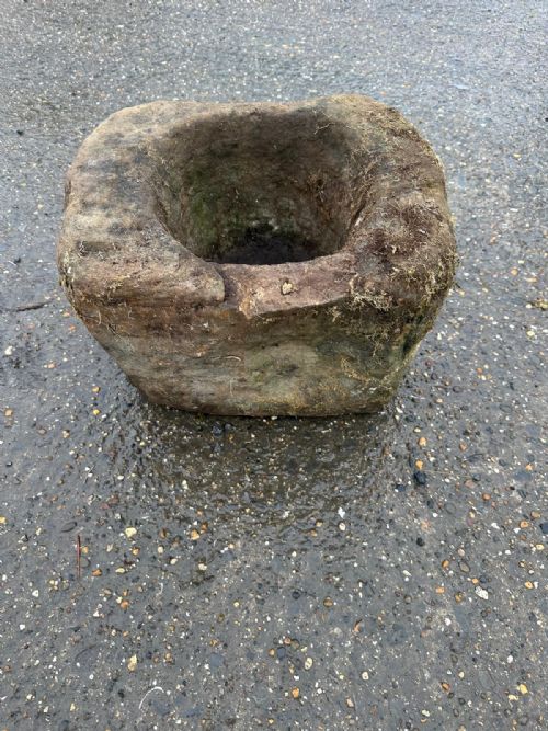 STONE MORTAR BELIEVED TO BE FROM THE 16TH17TH CENTURY - ADDITIONAL PHOTO 4