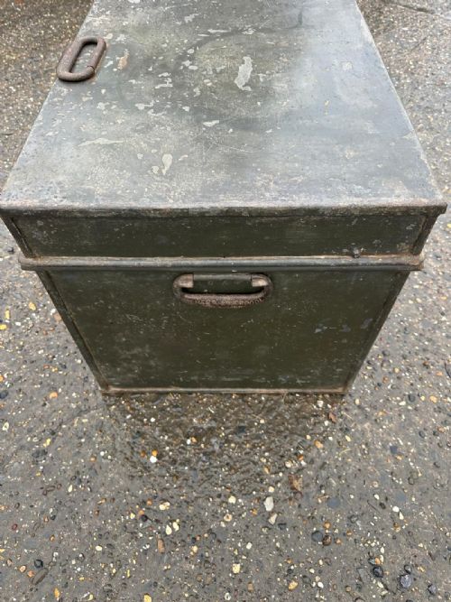 19TH CENTURY MILNERS STRONG BOX SAFE COMPLETE WITH KEY - ADDITIONAL PHOTO 1