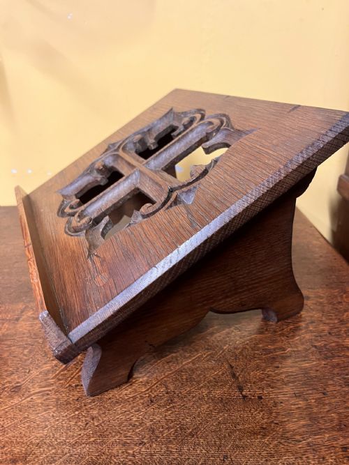 VICTORIAN OAK ECCLESIASTICAL BOOK BIBLE STAND - ADDITIONAL PHOTO 2