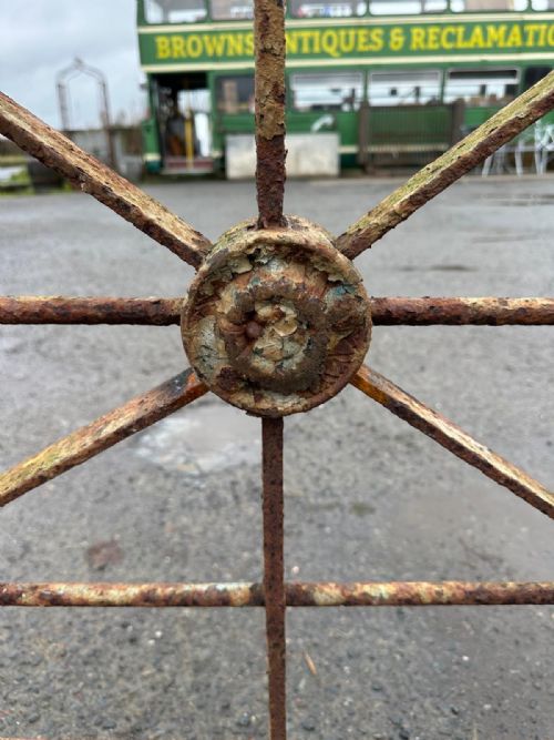19TH CENTURY WROUGHT IRON STRAPWORK ESTATE GATE - ADDITIONAL PHOTO 2