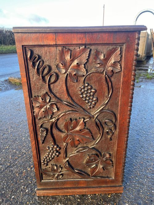 CIRCA 1900 HAND CARVED OAK 23 CHEST OF DRAWERS - ADDITIONAL PHOTO 6