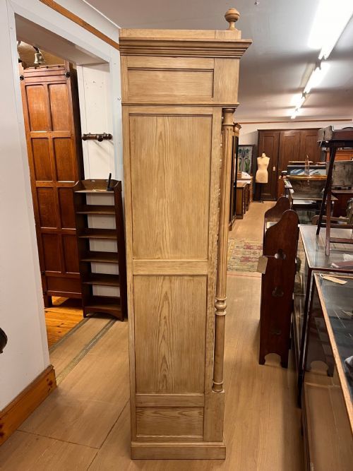 CIRCA 1900 PINE DISPLAY CABINET WITH GLAZED DOOR SINGLE DRAWER TO BASE - ADDITIONAL PHOTO 11