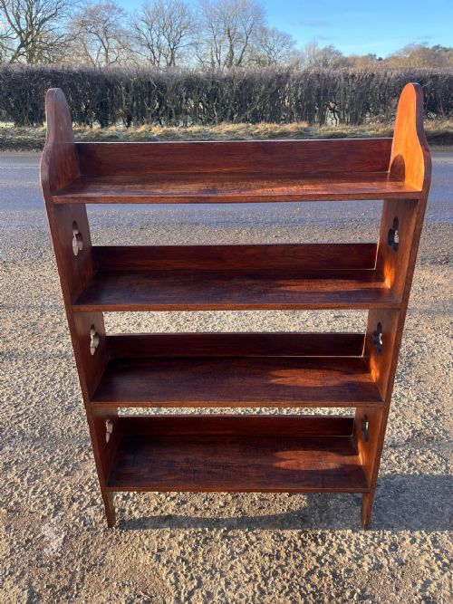 VICTORIAN 1900 OAK OPEN BOOKCASE SIDES DECORATED WITH PIERCED TREFOILS - ADDITIONAL PHOTO 1