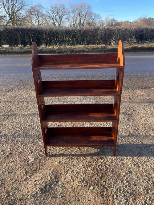 VICTORIAN 1900 OAK OPEN BOOKCASE SIDES DECORATED WITH PIERCED TREFOILS - ADDITIONAL PHOTO 2