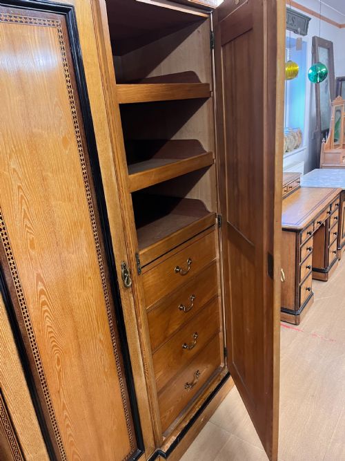 AN ASH AESTHETIC MOVEMENT TRIPLE WARDROBE BY AW TAYLOR SONS WITH PAINTED GEOMETRIC DETAIL - ADDITIONAL PHOTO 15