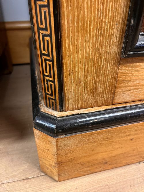AN ASH AESTHETIC MOVEMENT TRIPLE WARDROBE BY AW TAYLOR SONS WITH PAINTED GEOMETRIC DETAIL - ADDITIONAL PHOTO 19