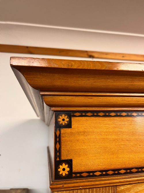 AN ASH AESTHETIC MOVEMENT TRIPLE WARDROBE BY AW TAYLOR SONS WITH PAINTED GEOMETRIC DETAIL - ADDITIONAL PHOTO 20