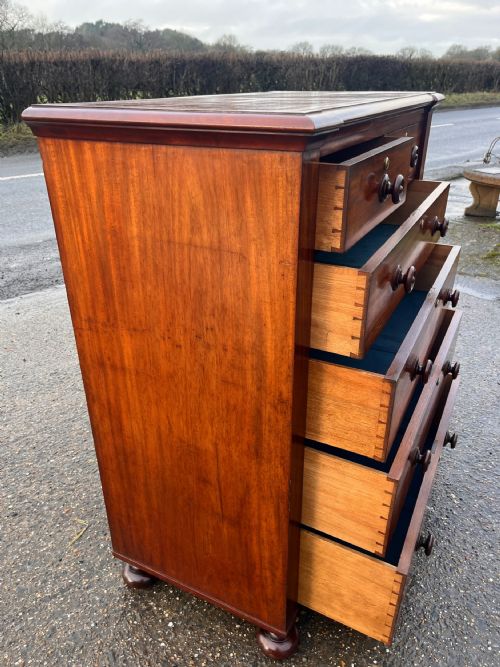 GEORGIAN MAHOGANY 1830 2 4 CHEST OF DRAWERS - ADDITIONAL PHOTO 9