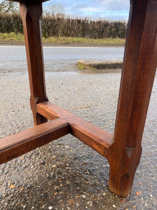 19TH CENTURY OAK SERVING TABLE - ADDITIONAL PHOTO 1