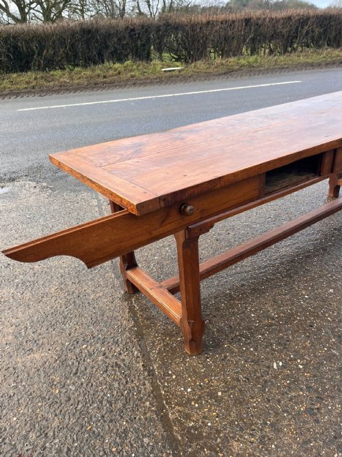 19TH CENTURY OAK SERVING TABLE - ADDITIONAL PHOTO 4