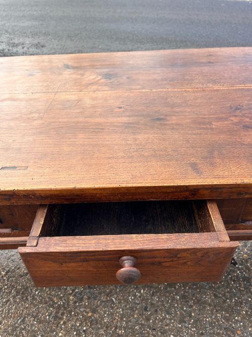 19TH CENTURY OAK SERVING TABLE - ADDITIONAL PHOTO 5