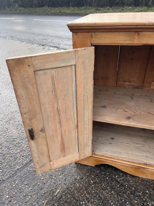 VICTORIAN PINE 2 DOOR CUPBOARD - ADDITIONAL PHOTO 3