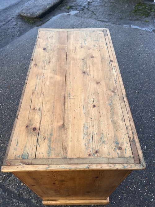 VICTORIAN PINE 2 DOOR CUPBOARD - ADDITIONAL PHOTO 9