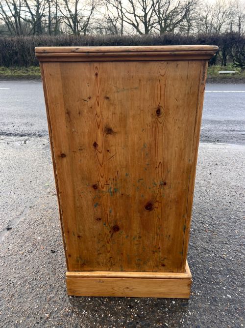 VICTORIAN PINE 2 DOOR CUPBOARD - ADDITIONAL PHOTO 12
