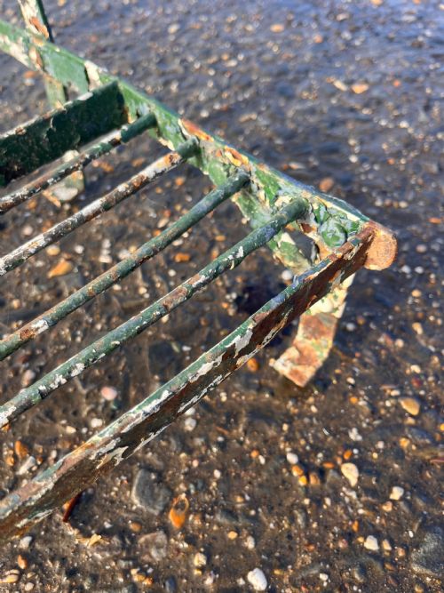 EARLY 20TH CENTURY PLANT POT STAND - ADDITIONAL PHOTO 2