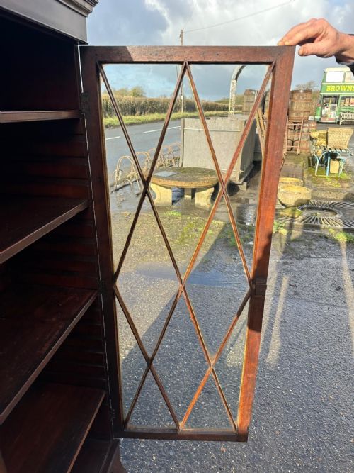 EARLY 19TH CENTURY MAHOGANY 2 DOOR GLAZED BOOKCASE - ADDITIONAL PHOTO 3