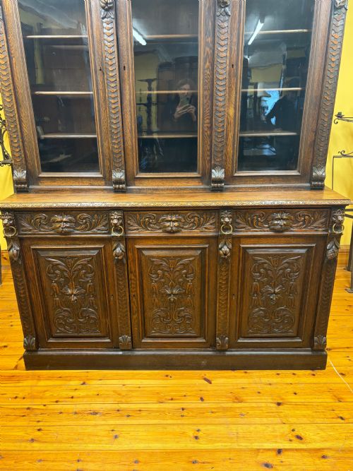 19TH CENTURY VICTORIAN MONUMENTAL CARVED OAK LIBRARY BOOKCASE WITH INTRICATE CARVINGS - ADDITIONAL PHOTO 14