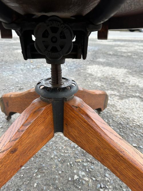EARLY 20TH CENTURY 19101920 OAK SWIVEL RECLINING DESK CHAIR - ADDITIONAL PHOTO 6
