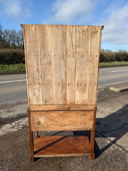 CIRCA 1910 OAK POT BOARD DRESSER IN THE GEORGIAN STYLE - ADDITIONAL PHOTO 3