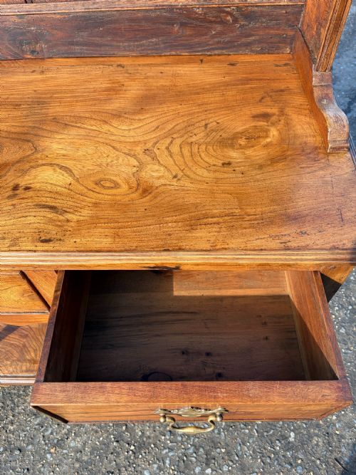 CIRCA 1910 OAK POT BOARD DRESSER IN THE GEORGIAN STYLE - ADDITIONAL PHOTO 7