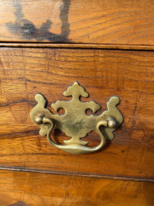 CIRCA 1910 OAK POT BOARD DRESSER IN THE GEORGIAN STYLE - ADDITIONAL PHOTO 8