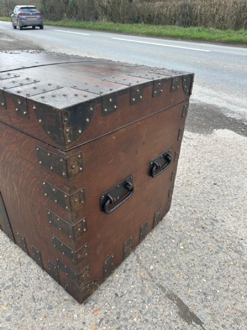 19TH CENTURY OAK METAL BOUND SILVER CHEST - ADDITIONAL PHOTO 12