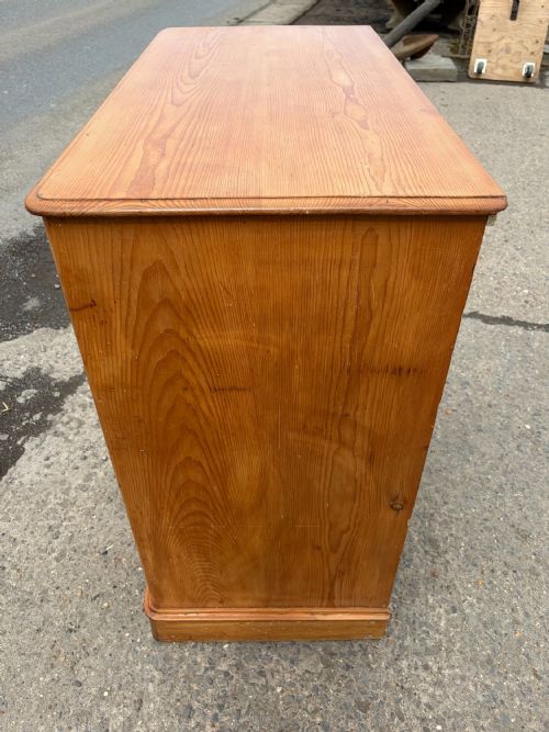 VICTORIAN PINE 2 OVER 3 CHEST OF DRAWERS - ADDITIONAL PHOTO 3