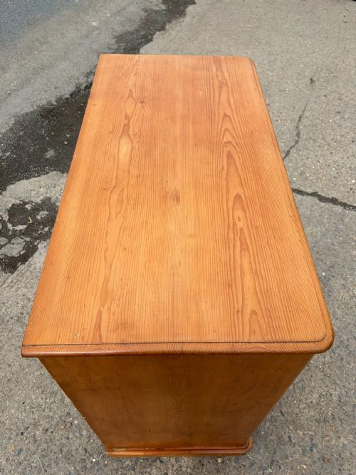VICTORIAN PINE 2 OVER 3 CHEST OF DRAWERS - ADDITIONAL PHOTO 6