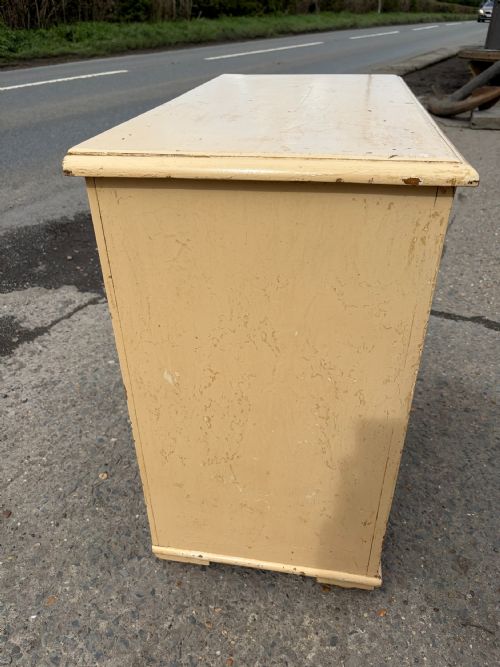 VICTORIAN PAINTED PINE 2 OVER 2 CHEST OF DRAWERS - ADDITIONAL PHOTO 3