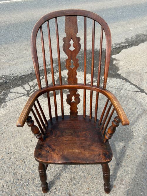19TH CENTURY ELM AND BEECH SPLAT BACK WINDSOR ARMCHAIR CARVER - ADDITIONAL PHOTO 5