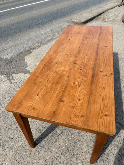 VICTORIAN PINE TABLE WITH SINGLE DRAWER TO FRONT FRIEZE - ADDITIONAL PHOTO 4