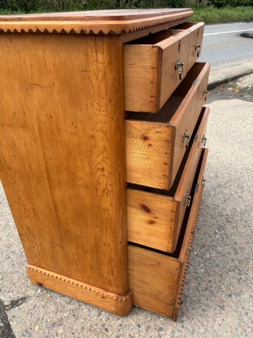 VICTORIAN PINE 2 OVER 3 CHEST OF DRAWERS - ADDITIONAL PHOTO 12