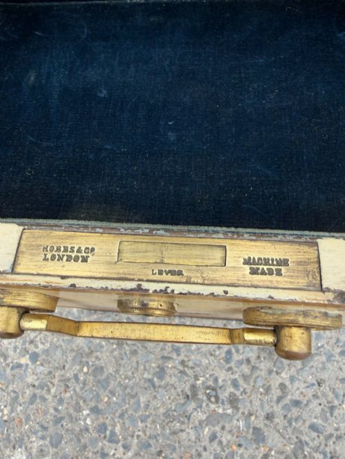 A VICTORIAN PAINTED SAFE BY HOBBS AND CO ON ORIGINAL BASE WITH PAINTED INTERIOR - ADDITIONAL PHOTO 12