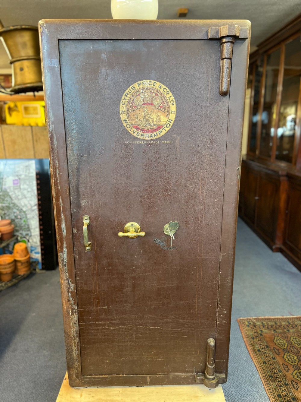 Large 1920's Safe Made by Cyrus Price and Co. Ltd. Wolverhampton Complete with Key