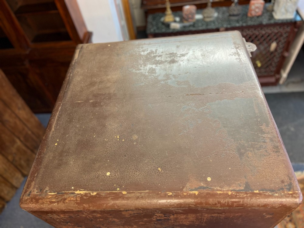 Large 1920's Safe Made by Cyrus Price and Co. Ltd. Wolverhampton Complete with Key View XV