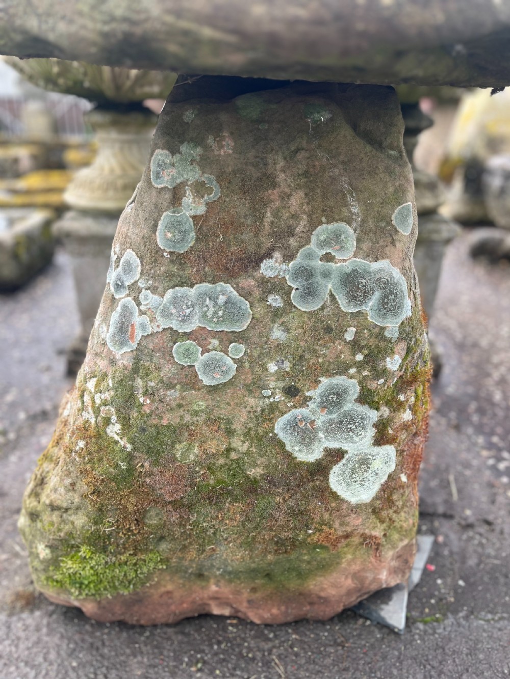 Large 19th Century Cotswold Stone Staddle Stone View IV