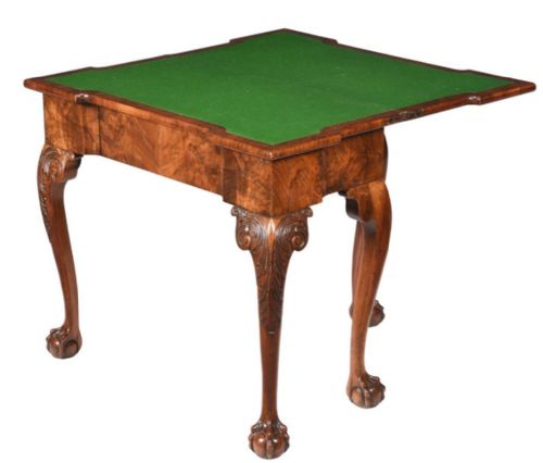 A GEORGE II FIGURED WALNUT AND FEATHER BANDED CARD TABLE - ADDITIONAL PHOTO 3