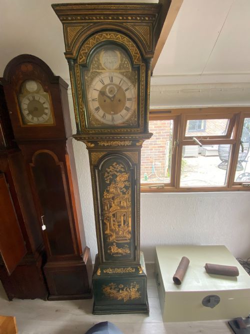 A GOOD EARLY 18TH CENTURY GREEN CHINOISERIE LONGCASE CLOCK BY THE LONDON MAKER JOHN ROWE LONG CASE - ADDITIONAL PHOTO 10
