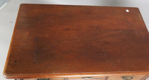 A MID 18TH CENTURY RED WALNUT LOWBOY C17501770 - ADDITIONAL PHOTO 7
