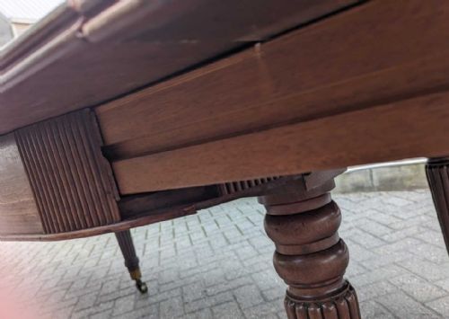 QUALITY REGENCY MAHOGANY EXTENDING DINING TABLE IN THE MANNER OF GILLOWS - ADDITIONAL PHOTO 1